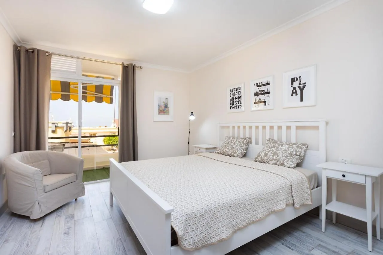 Lightbooking Marina Palace Tenerife 아데제 아파트